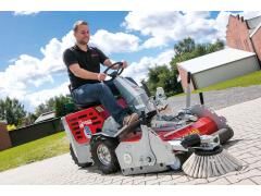 Westermann Cleanmeleon 2 elektromos önjáró multifunkciós takarítógép Westermann Cleanmeleon 2 elektromos önjáró multifunkciós takarítógép