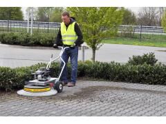 Westermann WR 870 Honda benzinmotoros körkefés seprőgép Westermann WR 870 Honda benzinmotoros körkefés seprőgép