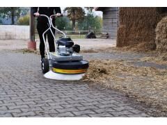 Westermann WR 870 Honda Pro benzinmotoros körkefés seprőgép Westermann WR 870 Honda Pro benzinmotoros körkefés seprőgép